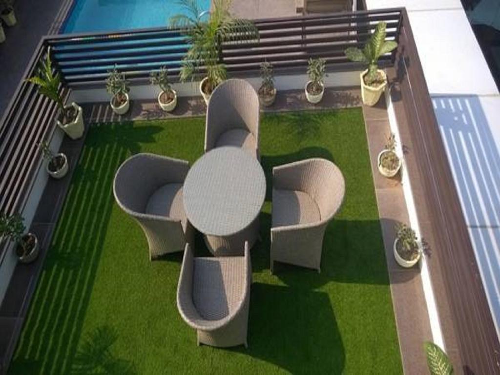 Hotel Seven Hills Tower Агра Экстерьер фото